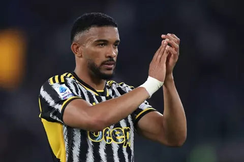 مدافع يوفنتوس يتأسف بعد رحيل موتا: كان بإمكانه أن يقدم أشياء عظيمة